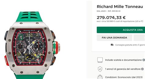 Fedez mostra l’orologio con cinturino verde da quasi 300 mila euro